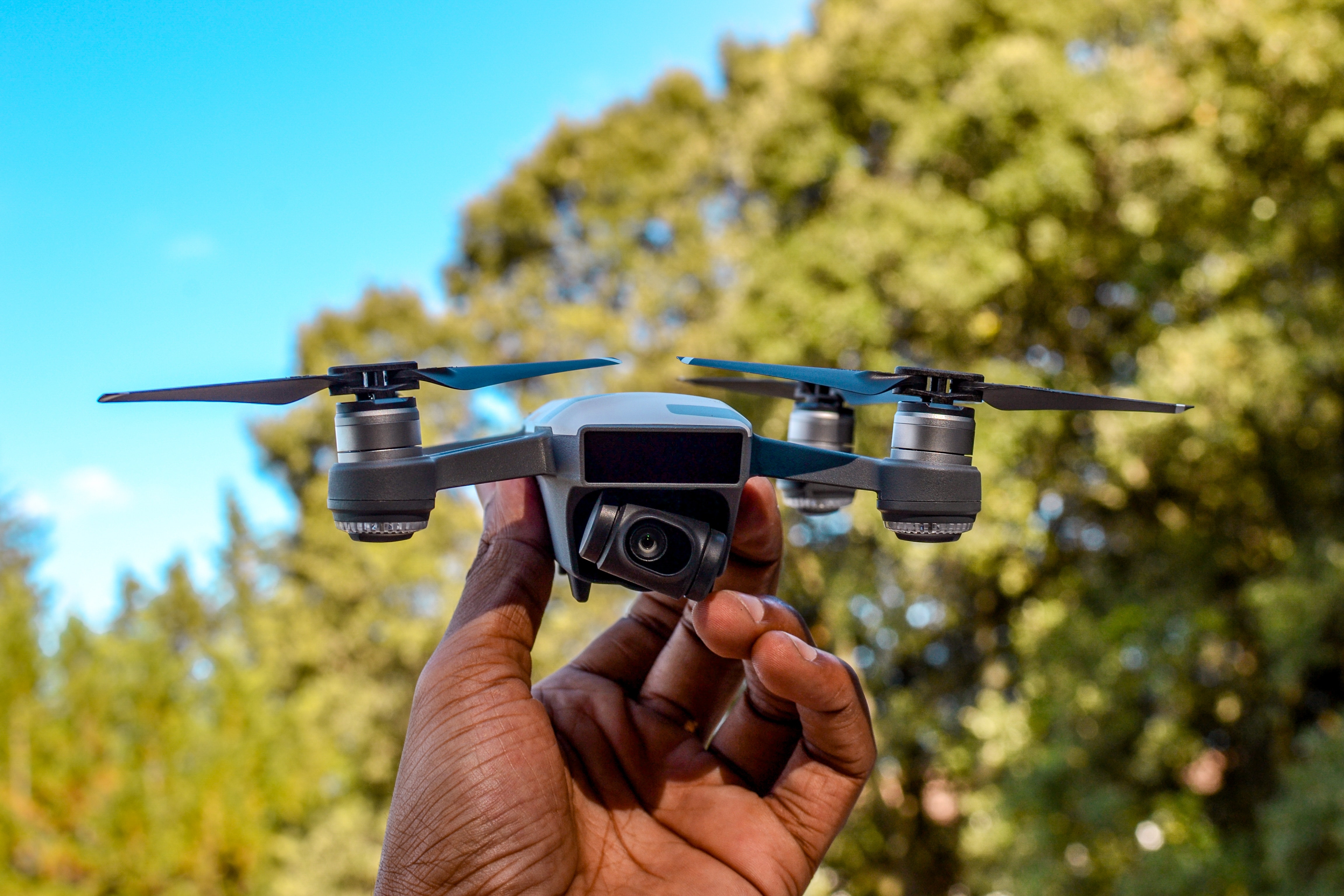 Le premier drone professionnel qui surveille la faune sauvage