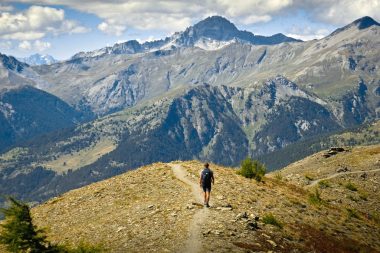 Fast Hiking : quel matériel pour randonner léger ? - Blog Chullanka